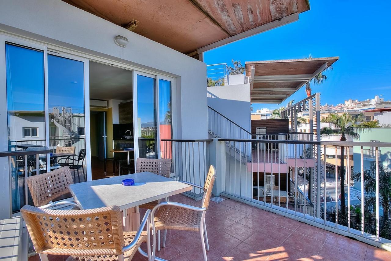 Appartement Port Prestige - Terrasse - Piscine - Parking أنتيب المظهر الخارجي الصورة