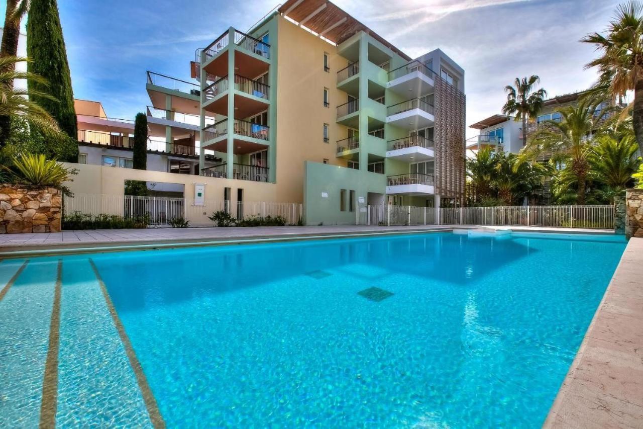 Appartement Port Prestige - Terrasse - Piscine - Parking أنتيب المظهر الخارجي الصورة