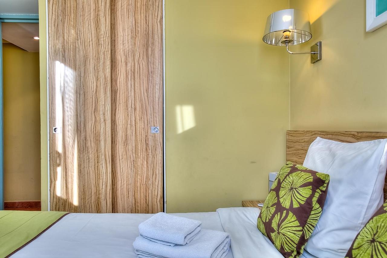 Appartement Port Prestige - Terrasse - Piscine - Parking أنتيب المظهر الخارجي الصورة